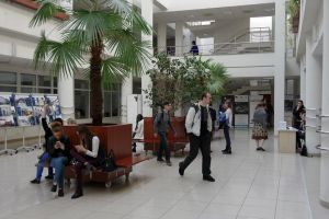 Opt echipe de studenţi primesc peste 125.000 de lei pentru finanţarea unor proiecte propuse de ei