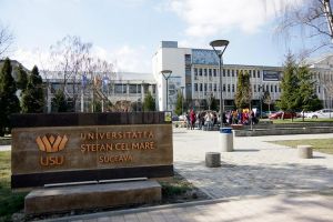5.000 de locuri, dintre care peste 2.200 fără taxă, la admiterea de la Universitatea din Suceava