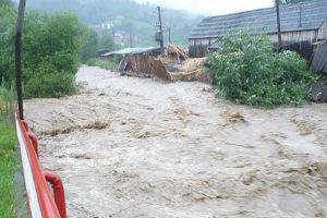 Un nou cod galben de inundaţii în Harghita, până la ora 18.00