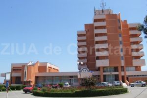 Subsolul hotelului Forum din Costinesti este inundat. Intervin pompierii