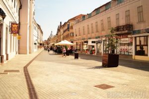 Bolojan a cedat! Consiliul Local a scurtat până la ora 19 programul prelungit al firmelor de pe Corso