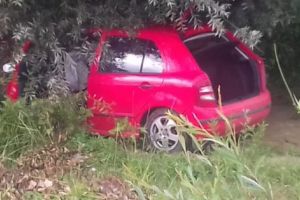 A ajuns cu maşina în pârâu