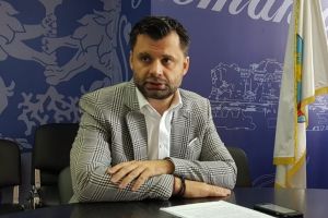 Primarul Adrian Dobre, cercetat într-un dosar DNA pentru abuz în serviciu.