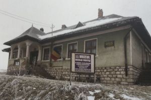 Expoziţie Muzeul din Școală la Șirnea, cu colecţia Nicolae Frunteş