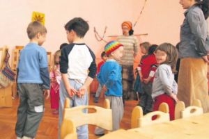 70 de lei vor lua pe pe zi EDUCATOARELE din GRĂDINIȚELE de STAT, dacă LUCREAZĂ în vacanţa de vară. TOTAL: 16.000 lei