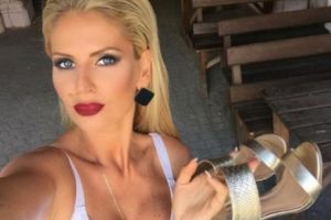 ANDREEA BĂNICĂ în cele mai PROVOCATOARE IPOSTAZE. Ultimele FOTOGRAFII au adus-o pe LOCUL ÎNTÂI în lumea MONDENĂ - FOTO