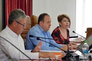 Batista pe ţambal: Consiliul Judeţean Bihor nu atacă sentinţa de condamnare a lui Alexandru Kiss şi susţine că va recupera prejudiciul de la... Statul Român!