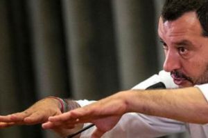 Reacţia IRONICĂ a lui Salvini la acordul UE: „S-a mai strigat TRĂIASCĂ EUROPA! şi până la urmă a PLĂTIT Italia”