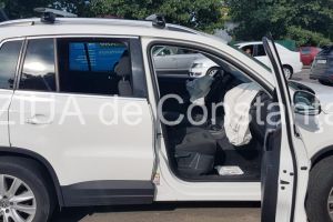 Imagini de la eveniment. Accident rutier in statiunea Mamaia, in zona Hotelului Piccadily. Doua masini implicate