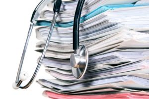 CNAS face precizări privind noul format al biletelor de trimitere