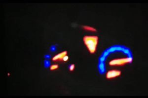 Accident incredibil: un şofer vitezoman, care gonea cu 200 de km/h, a ajuns cu maşina pe ...