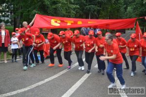 Poştaşii, în marş sportiv, pe aleile parcului