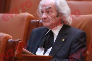 Cel mai bâtrân parlamentar a împlinit 85 de ani