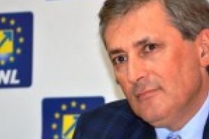 Marcel Vela: „Ne dezbinăm ca într-un blestem mioritic“