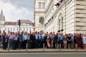 Comitetului executiv judeţean al PSD Arad  a adoptat o rezoluţie de susţinere pentru Liviu Dragnea şi Viorica Dăncilă