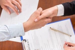 Teste grilă pentru clienţii băncilor: Persoanele care vor un împrumut ar putea da teste financiare