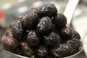 ALIMENTUL care UCIDE OAMENII ÎNCET. Toată lumea îl cumpără deşi produce CANCER