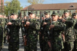 Proiect de creştere a vârstei de pensionare a militarilor