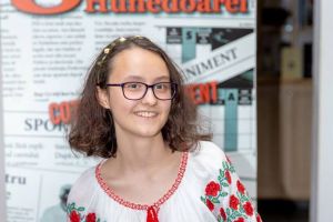 „Căutările” Alexandrei Ciorcilă pot fi admirate la „Jos Pălăria”