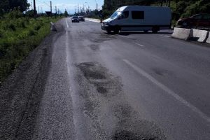Culmea DN7: Să controlezi rovinieta, pe un drum plin de cratere