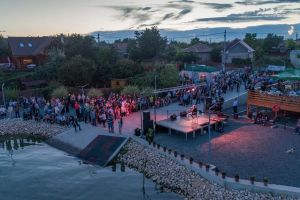 Zilele Orasului Ovidiu: O suita de evenimente culturale deosebite si zeci de surprize, oferite de administratia publica locala (galerie foto)