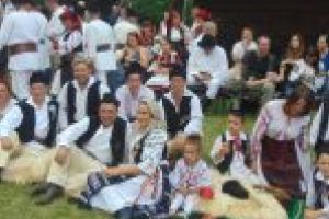 Șezătorile de altădată şi coaserea iilor, reînviate în judeţul Covasna