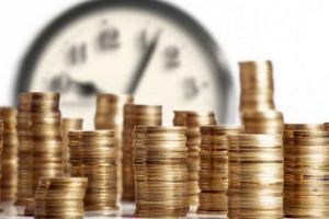 GUVERNUL CONCUREAZĂ DUR CU ECONOMIA PRIVATĂ PE BANII BĂNCILOR  CARE SUNT MULȚUMITE: MUNCĂ MAI PUȚINĂ, RISCURI MAI MICI