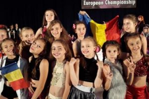 Numeroase podiumuri pentru mureşence la Europenele de dans acrobatic
