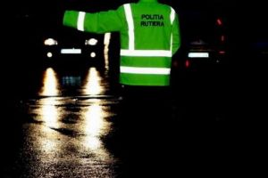 Prins la volan, deşi avea permisul reţinut!