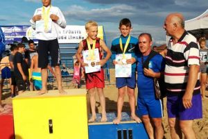 Marian Prodan, de la CS Victoria Cumpana, medaliat la Nationalele de lupte pe plaja (galerie foto)