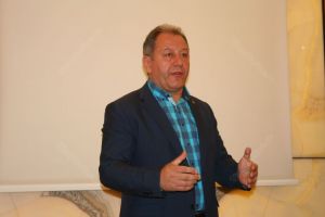 Radu Moldovan: Suntem dezbinaţi, nici dacă era Satana şefă nu ieşea aşa de bine. De ce e nevoie de linişte
