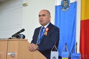 Refuz la vacanţă: de ce au refuzat o parte din angajaţii Primăriei Oradea primele de vacanţă