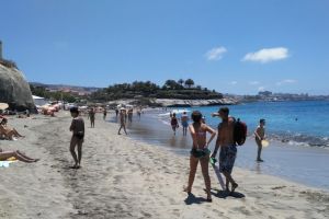 Atenţie prin cine plecaţi în vacanţă – Sute de agenţii de turism au dispărut