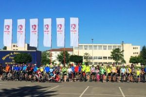 Prin pădure, pe şosea, la Reghin se pedalează de zilele oraşului