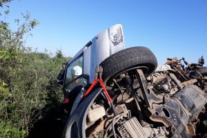 Poliţia: Șoferul decedat în accidentul de la Domăneşti nu a oprit la trecerea peste calea ferată
