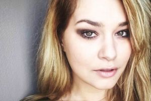 Feli Donose le-a arătat sarcina tuturor. Cum s-a pozat artista, care va deveni în curând mamă