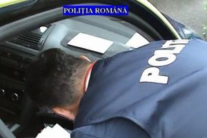 Perchezitii in Ploiesti la domiciliile unor bãtãusi! 5 persoane au fost aduse la audieri