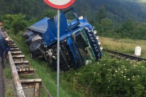 Valea Oltului deblocată după aproape opt ore – Trafic reluat normal