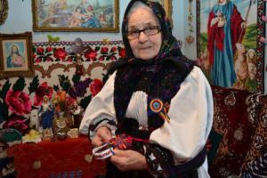 FOTO. Floare Finta, cea mai autentică oşancă, la ceas aniversar