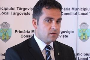 Prisăcaru a rămas singur în cursa pentru Complexul de Nataţie! Pătraşcu s-a retras