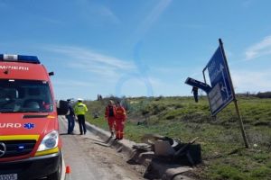 Accident pe Centura de Vest. Doua masini implicate, exista victime incarcerate