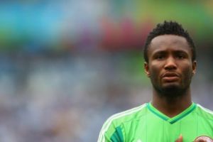 Un fotbalist prezent la Campionatul Mondial a jucat un meci decisiv, cu gândul la tatăl său care fusese RĂPIT