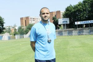 Fotbaliştii Hunedoarei sunt încă în vacanţă