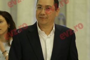Victor Ponta atacă PUTEREA şi OPOZIȚIA: „Dragnea îşi păstrează şi îşi foloseşte fără scrupule “jucăria Dăncila””, iar Ludovic Orban va eşua