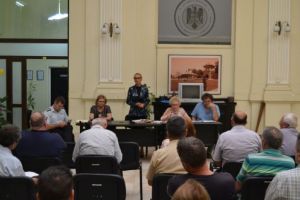 Autorităţile locale, instruite pentru intervenţia post-seism