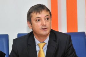 Liberalii băcăuani deplâng soarta Roşiei Montane
