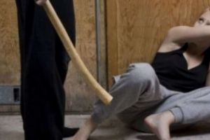 Proiect: dacă mănânci bătaie, intri într-o bază de date