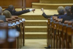 ION ȘTEFAN: Zi neagră în Parlamentul României!