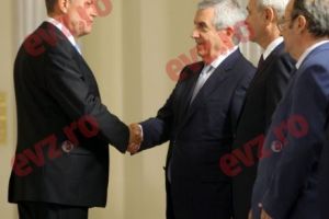 Vlase, acceptat de Dragnea la şefia SIE. ATAC fără PRECEDENT la adresa lui Iohannis