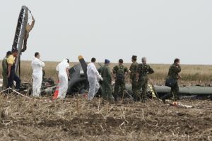 Opt ani de la tragedia de la Tuzla. 12 militari si-au pierdut viata dupa ce avionul in care se aflau s-a parbusit la scurt timp de la decolare
